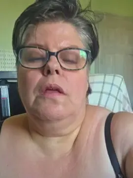 Cam4 Private Sex Chat of Naughtygilf