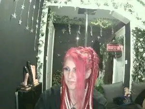 Cam4 Free Live Porn of SkySparks