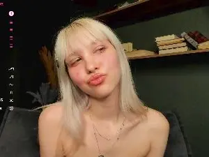 Cam4 Live Sex Cam of Summer_Lilac