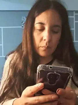 Cam4 Live Porn of MoiraKiss