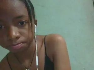 Cam4 Live Sex of Rasoanir