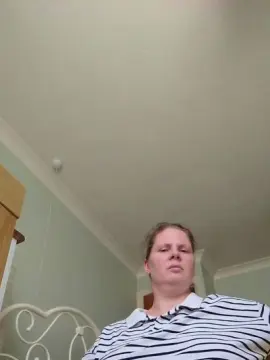 Cam4 Live Porn of viplindylinn