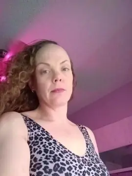 Cam4 Free Live Porn of LolaBunny87