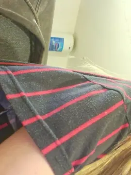 Cam4 Watch Live Sex Cams of agusttinak3