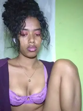 Cam4 Watch Live Sex Cams of bella2
