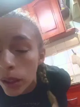 Cam4 Live Sex Cam of Curvasdefuego
