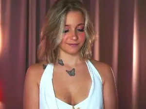 Cam4 Live Sex of EllamaeWerley