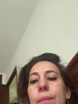 Cam4 Sex Chat of renattabigboobs
