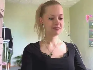 Cam4 Live Sex of RaguelFoots