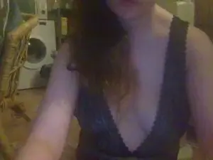 Cam4 Free Live Porn of Elillolex