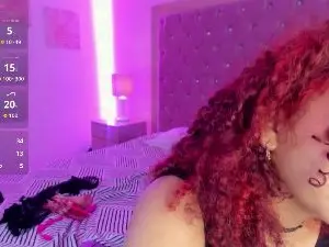 Cam4 Adult Webcam of CoralineRed