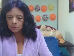 sexygradmom from cam4