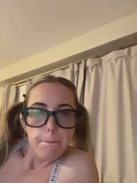 Cam4 Adult Video Chat of Ambrrr