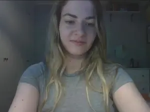 Cam4 Live Sex of Rosie_June