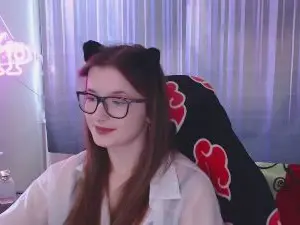 Cam4 Best Webcam of Luna_Cherry