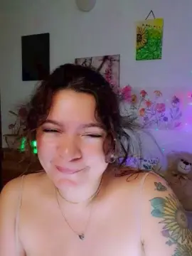 Cam4 Free Porn Cam of CrazyMom69