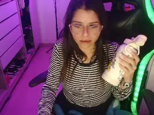 Lauriiis from cam4