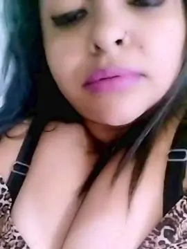 Cam4 Sex Chat of morenahot_hot2