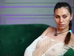 Cam4 Free Porn Cam of LucyBook