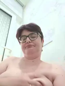 Cam4 Live Porn of Cherubina85