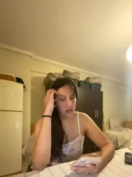 Cam4 Live Sex of Queenyes