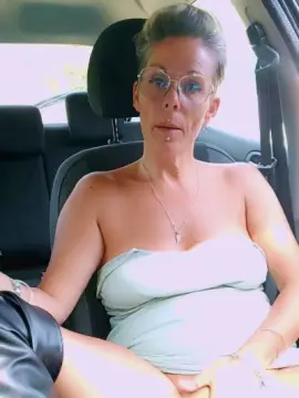 Cam4 Live Porn of missfreya_bzh