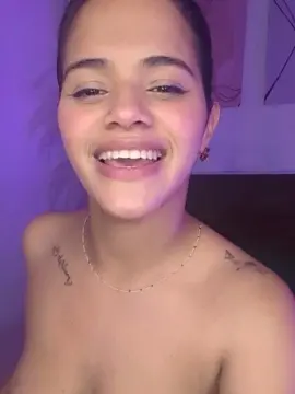 Cam4 Free Live Porn of Pandora69