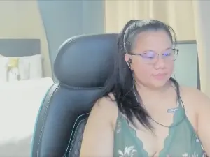Cam4 Live Sex Cam of auroramaze88