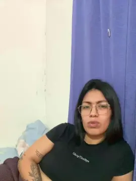 Cam4 Adult Video Chat of DimeAria