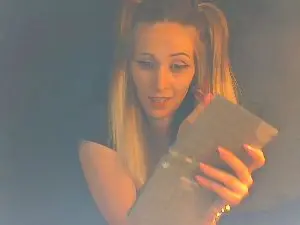 Cam4 Nude Webcam of Itskhittyy