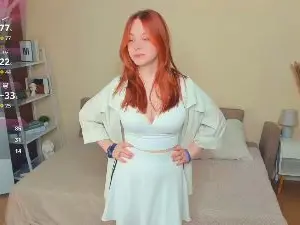 Cam4 Live Sex of LatrinaDahill