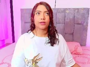 Cam4 Watch Live Sex Cams of antonella_hot_x