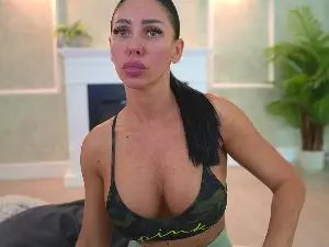 Cam4 Sex Cam of MyaBlack