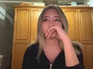 Cam4 Private Sex Chat of LakieshaCecchi