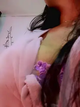 Cam4 Watch Live Sex Cams of Lindafox99