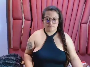 Cam4 Private Sex Chat of Sara_Thonson_