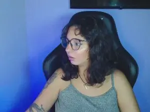 Cam4 Adult Video Chat of myamillor