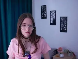 GeneviveCushway from cam4