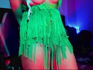 LilithMooree from cam4