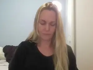 Cam4 Live Sex of CrazyAnny1
