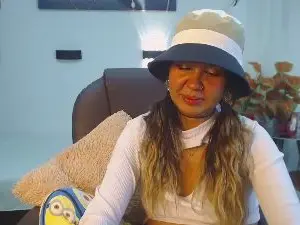 Cam4 Adult Video Chat of moon_solaris