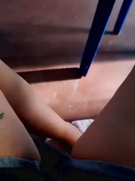 Cam4 Free Porn Cam of girl_pee