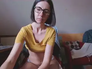 Cam4 Live Porn of Pivoine27