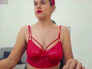 Cam4 Sex Cam of natalia_curvy