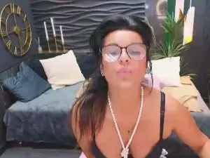 Cam4 Adult Video Chat of RikaCoutts