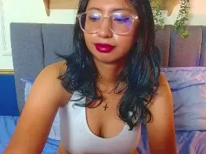 Violet_2003 from cam4