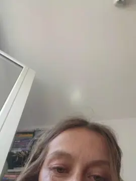 Cam4 Live Sex Cam of WetpussyMimi