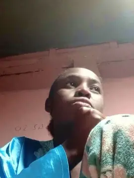 Cam4 Live Sex of emeli2