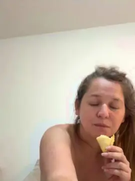 Cam4 Free Porn Cam of mieldulcexx