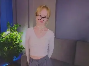 Cam4 Nude Webcam of AlonaDunlavy